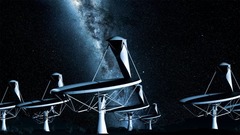 電波望遠鏡は高周波を利用して宇宙の探査を行う　(C) SPDO/Winburne Astronomy Productions