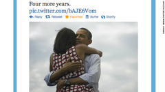 オバマ大統領が勝利宣言に添えた写真、ネットで大反響　「いいね」３３０万
