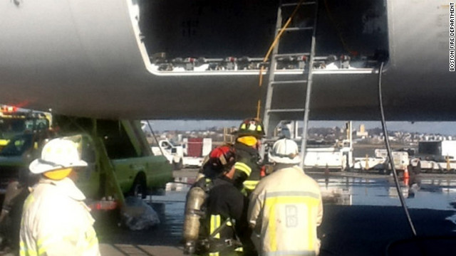 ボストンのローガン国際空港でＪＡＬ機に火災が発生