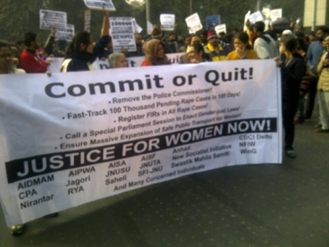 昨年１２月の集団強姦事件に対する抗議運動が冷めやらぬ中、新たな事件が発生した