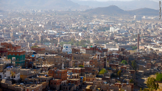 イエメンの首都サヌア。テロを警戒し米英など各国が大使館の閉鎖を決めた