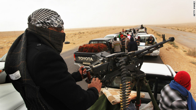 リビアの民兵組織のメンバー。民兵組織の乱立が治安悪化につながっているという