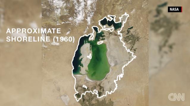 １９６０年の湖岸は白線の部分だった