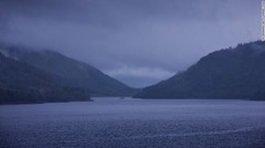 サルミア湖は英国で最も人気の高い湖水地方国立公園内にある