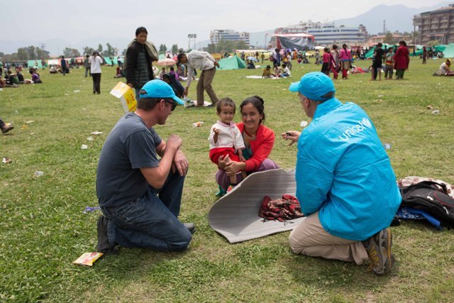 ネパールの地震で多くの人が被災＝UNICEF提供
