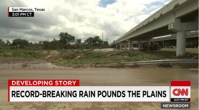 テキサス州など米南部で大雨による被害が出ている