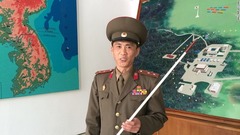 北朝鮮軍のナム・ドンホ中佐。１００万人を超える常備軍の兵士のうち、４分の３以上が軍事境界線付近に配置されていると推測される