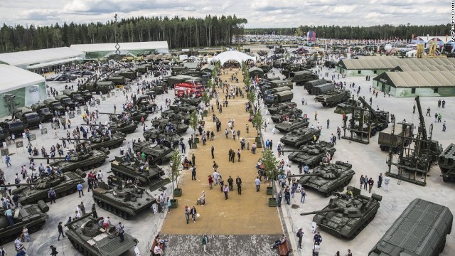 ロシアで自国の兵器や軍事技術を紹介するテーマパーク「愛国者公園」がオープンした
