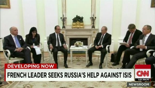 会談を行うオランド大統領（左）とプーチン大統領