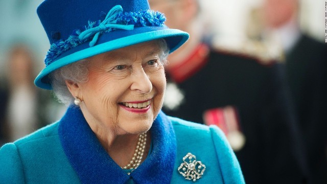 ＥＵに否定的な見方を示したと報じられた英国のエリザベス女王