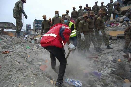 ビル崩壊による死者は２３人に上る＝ケニア赤十字