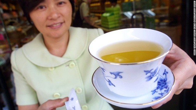 緑茶に含まれる成分でダウン症の認知症状が軽減できるかもしれない