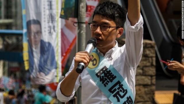 選挙戦を制した２３歳の羅冠聰（ネイサン・ロー）氏。香港で史上最年少の議員となる