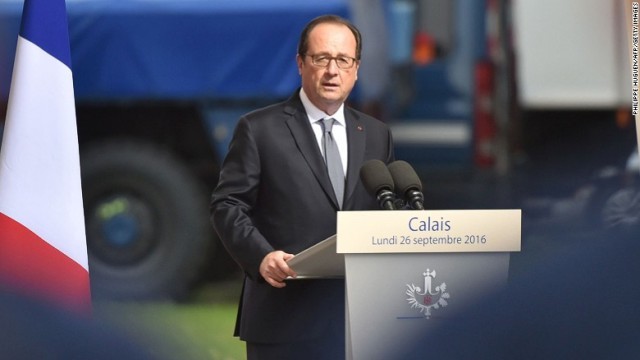 カレーを訪れたフランスのオランド大統領