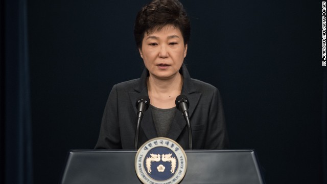 韓国検察が朴大統領から事情を聴く方針を発表