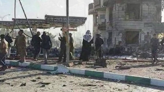 イラク南東部でトラックを使った爆弾テロがあり、イラン人巡礼者ら８０人が死亡した