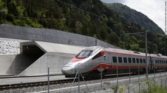 １．ゴッタルドベーストンネル（スイス）：世界最長、最深のこの鉄道トンネルは昨年１２月に定期運行が開始された