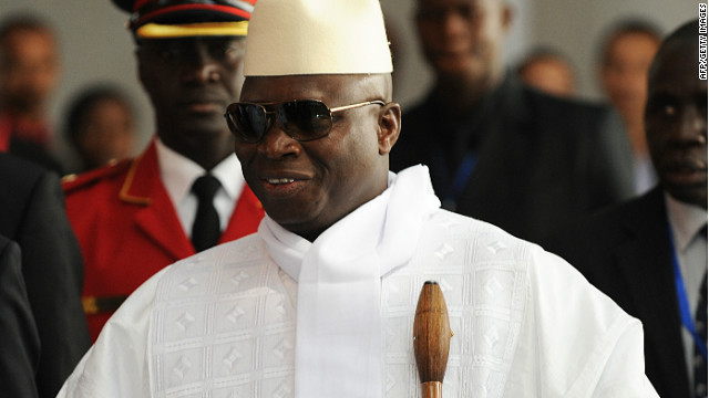 ガンビアのジャメ大統領が退陣要求を受け入れ、赤道ギニアへ亡命した