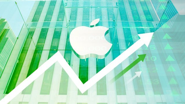 新製品の投入が奏功し、アップルが１年ぶりの増収＝Shutterstock/ CNNMONEY