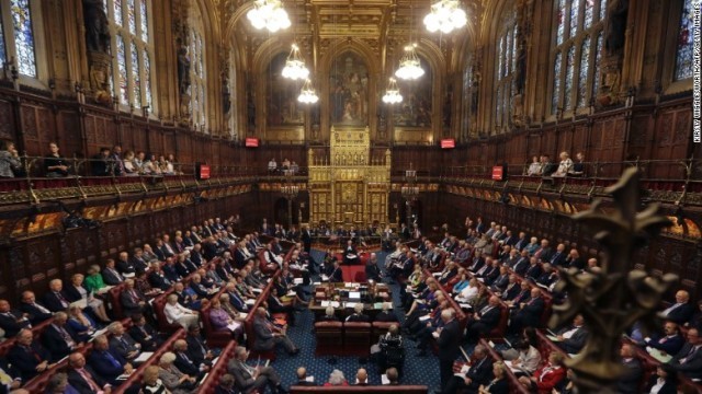 英上院がＥＵからの離脱通告に関わる法案の修正を可決