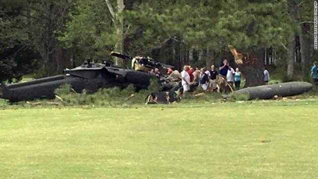 米陸軍の多目的ヘリがゴルフコースに墜落し、乗組員１人が死亡した