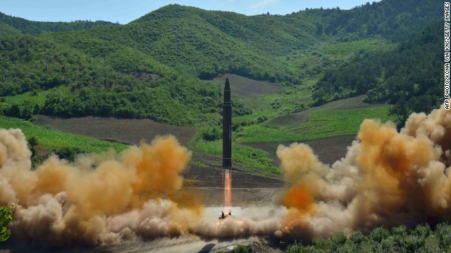 ミサイル試験を重ねる北朝鮮