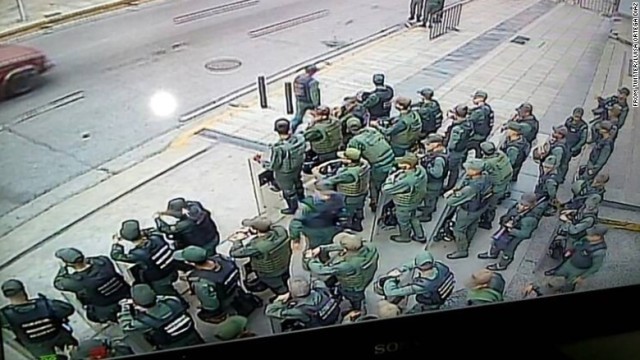 オルテガ氏のオフィスが公開した画像。検察庁の周囲に配備された兵士