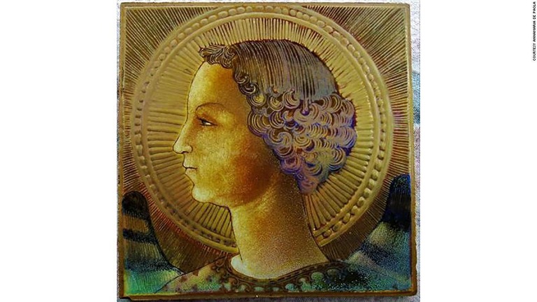 ダビンチ１８歳の作品である可能性が浮上したタイル画「大天使ガブリエル」
