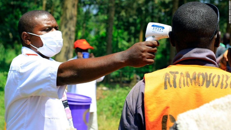 流行が再確認されたコンゴでのエボラ出血熱の死者が４１人となった/Al-hadji Kudra Maliro/AP