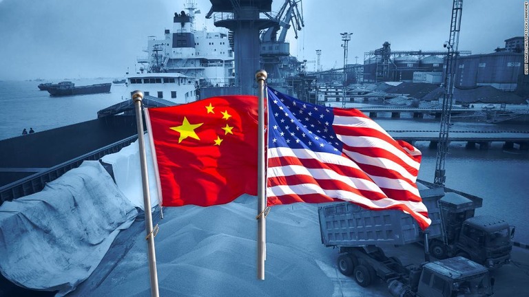 中国が報復関税を発表した/Getty Images/Shutterstock/CNNMoney
