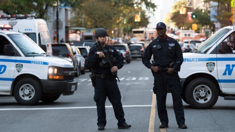 ニューヨーク市の犯罪件数は全般的に減少傾向にあるという/DON EMMERT/AFP/AFP/Getty Images