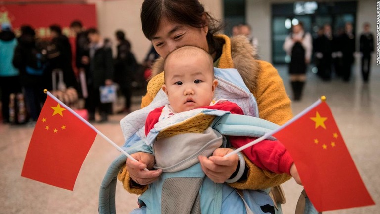 春節期間中、中国国民約３０億人が帰省などで「大移動」するとみられる/Tao Zhang/Getty Images AsiaPac/Getty Images