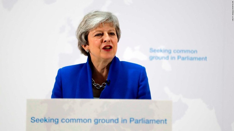 メイ英首相が２度目の国民投票の提案を含む新たな法案を採決にかけると表明/Kirsty Wigglesworth/AP