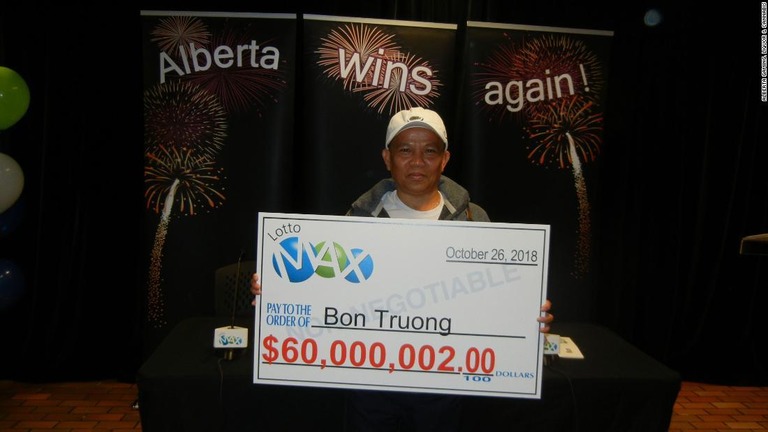 宝くじで同じ番号に賭け続けたカナダの男性が高額賞金を勝ち取った/Alberta Gaming, Liquor & Cannabis