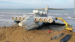 ソ連軍が開発したこの地面効果翼機は「エクラノプラン」の別名で知られ、航空機と船の一種のハイブリッドといえる
