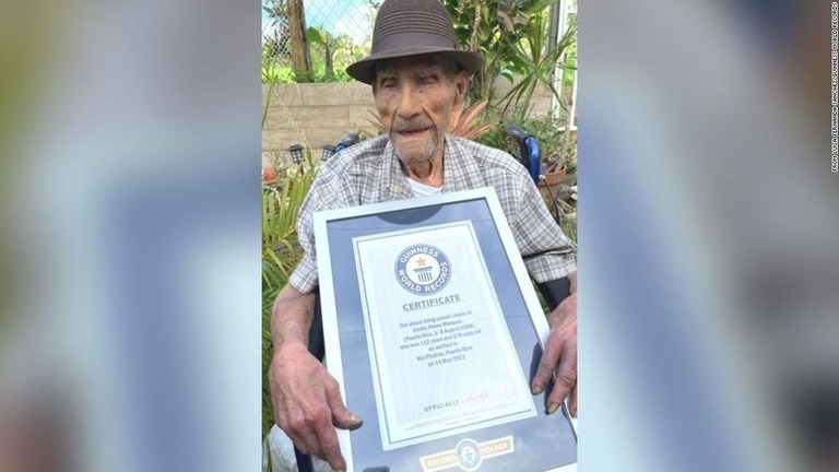 カリブ海の米自治領プエルトリコに住むエミリオ・フローレス・マルケスさんが世界最高齢の男性に認定された/From Luisa Fernanda Sanchez/Guinness World Records