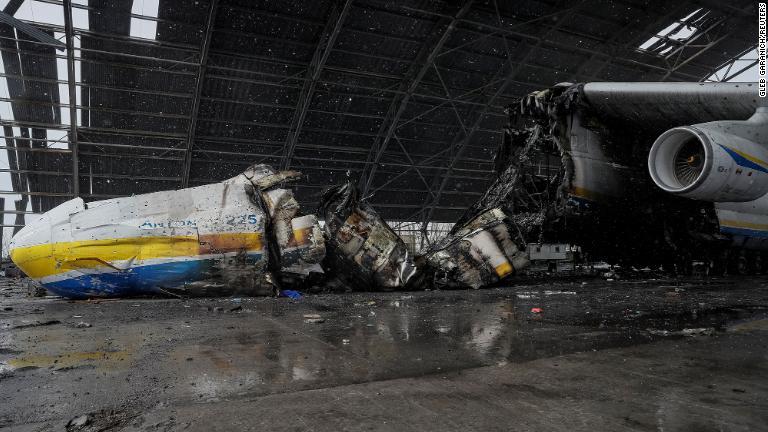 ウクライナ当局は機体を再建すると表明している/Gleb Garanich/Reuters