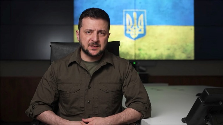ウクライナのゼレンスキー大統領が鉄道駅へのミサイル攻撃を「戦争犯罪」と非難/Ukrainian Government