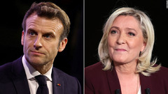 仏大統領選、現職マクロン氏と右翼ルペン氏が決選投票へ