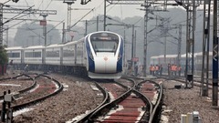 インドが目指す高速鉄道革命、進展のスピードは各駅停車
