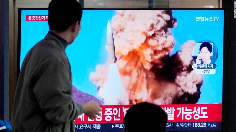 北朝鮮が短距離弾道ミサイル１発を発射した/Ahn Young-joon/AP