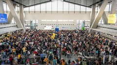 フィリピン最大の空港、元日に停電トラブル　数万人足止め