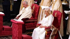 戴冠式に臨むチャールズ国王とカミラ王妃