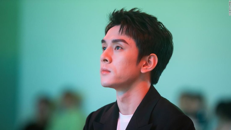 中国のトップインフルエンサー、「口紅王子」こと李佳キ氏が自身の発言を巡って謝罪/VCG/Getty Images