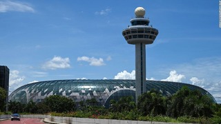 シンガポールのチャンギ空港が来年、旅券提示不要の出国審査手続きを導入するという