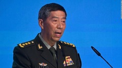 中国、李尚福国防相を解任　２カ月公に姿見せず