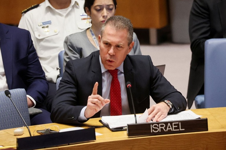 昨年１１月の国連安保理で発言するイスラエルのエルダン国連大使/Brendan McDermid/Reuters