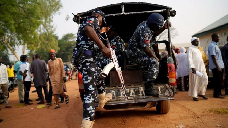 ナイジェリア北西部カドゥナ州で、武装集団が学校の生徒を集団拉致する事件が発生した/Jerome Delay/AP