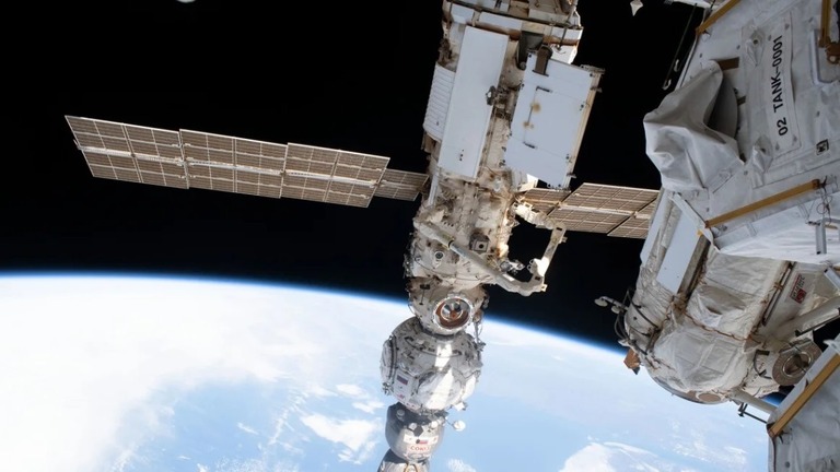 国際宇宙ステーション（ＩＳＳ）を構成するロシアのサービスモジュール/NASA