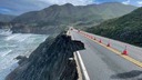 海岸沿いの幹線道路が一部崩落、周辺の公園も閉鎖に　米カリフォルニア州